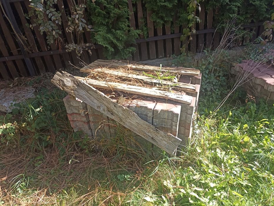 Kostka brukowa czerwona 8 cm.