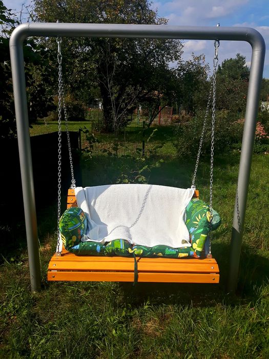 Siedzisko huśtawki ogrodowej z łańcuchami i karabińczykami