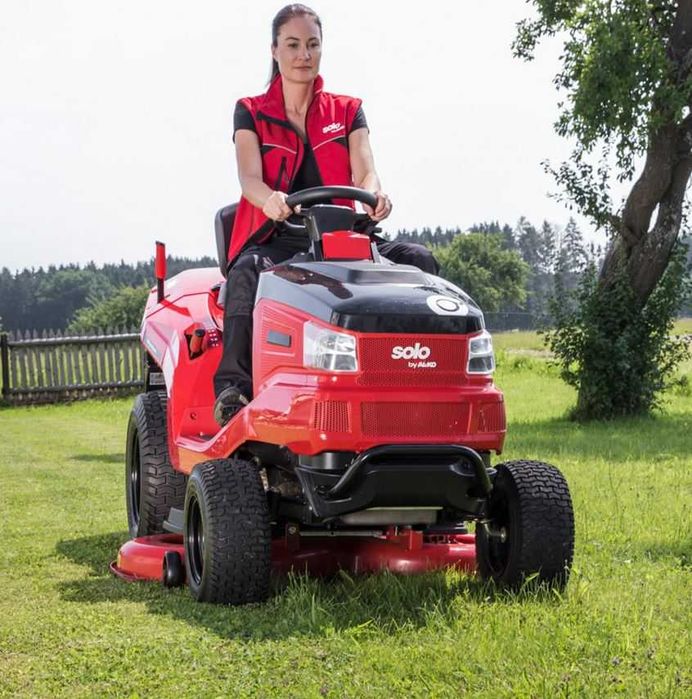 Traktorek Ogrodowy Kosiarka T 20-105.2 HD V2 SD PREMIUM Solo by ALKO