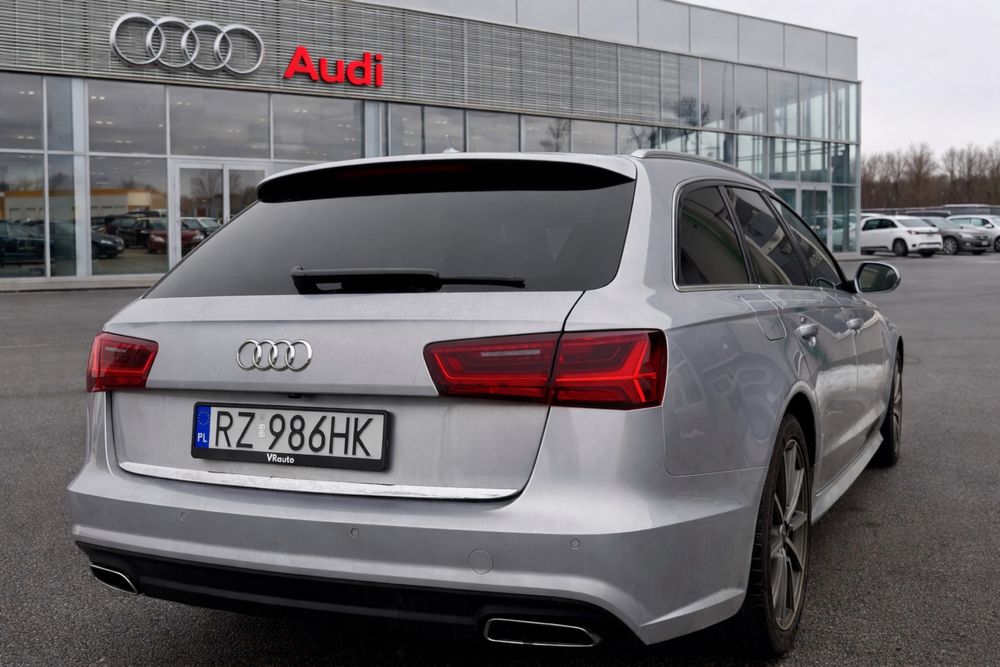 Audi A6C7 2,0 ULTRA model 2017/radary/19"  10-Spoke Design (S-line)