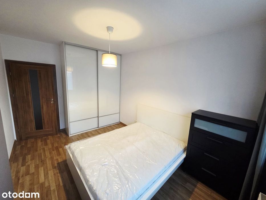 Przestronne 3 pokojowe mieszkanie, balkon, winda, 1 piętro