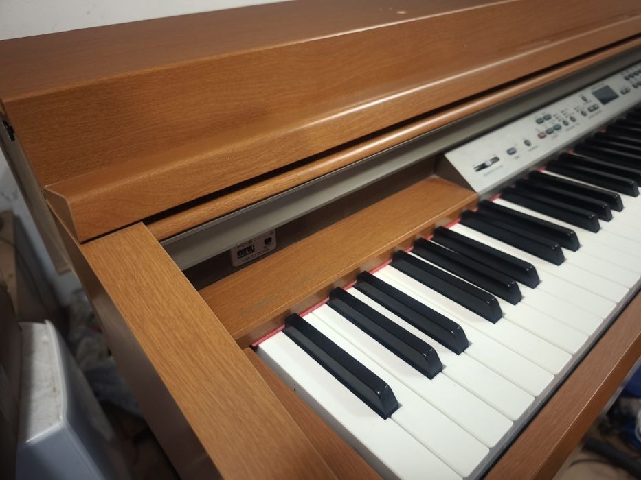 Pianino USB cyfrowe Yamaha clavinova CLP-240 epiano.pl