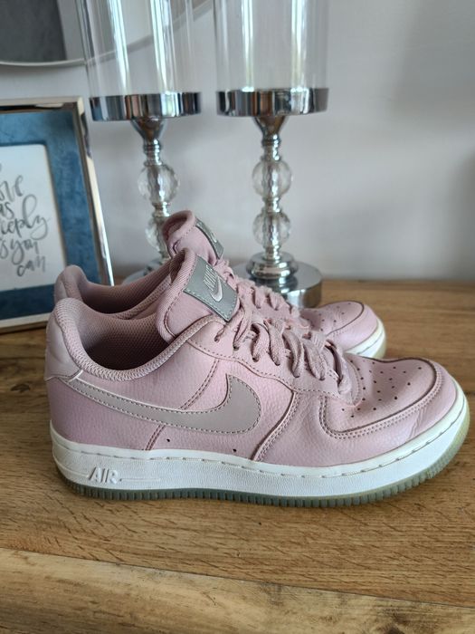 Buty Nike air force 1 pudrowy róż 36,5