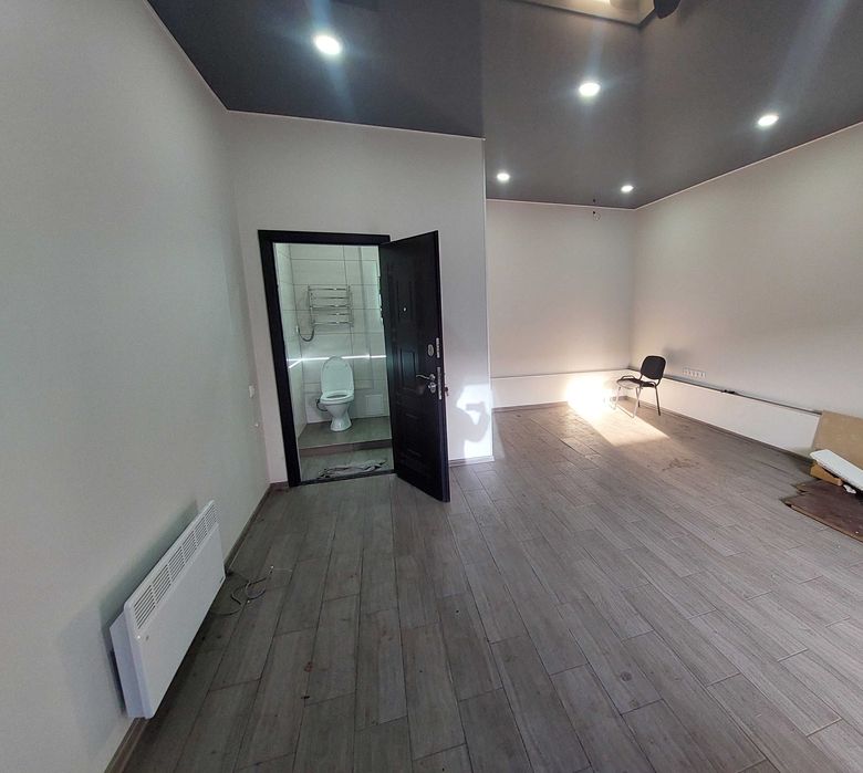 Оренда офісів (район Металургів., НДІОГАЗ) з окремим входом на 1 пов.