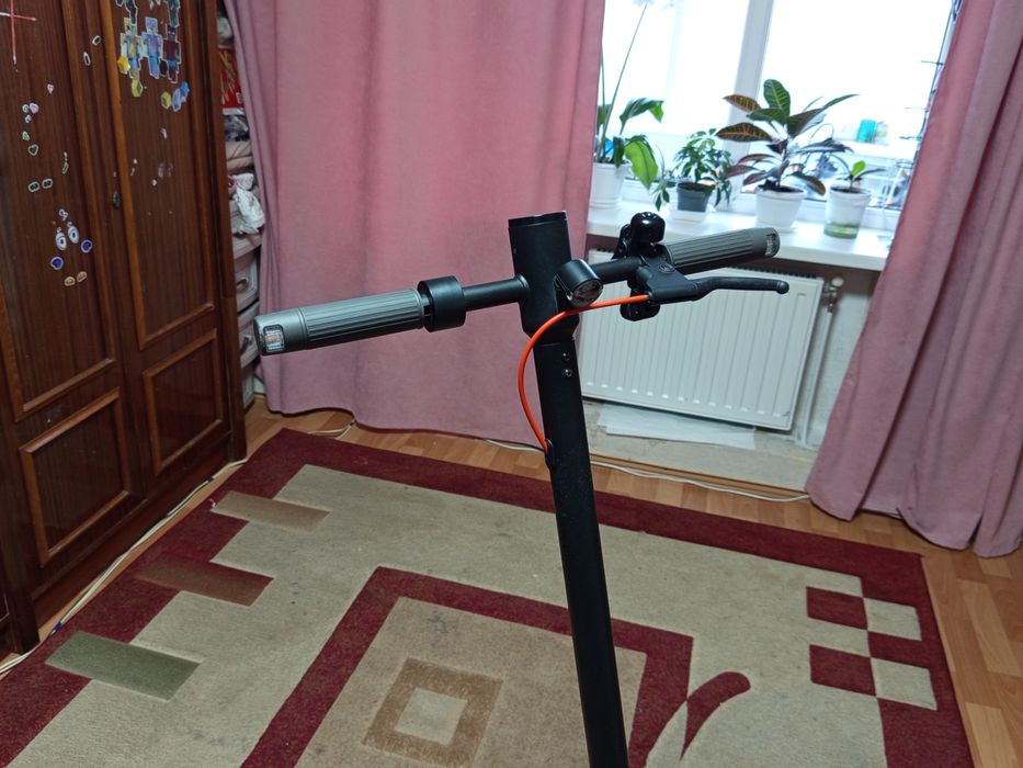 Електросамокат Xiaomi