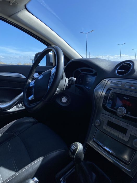 Ford Mondeo 1.8tdci 2011 poucos km