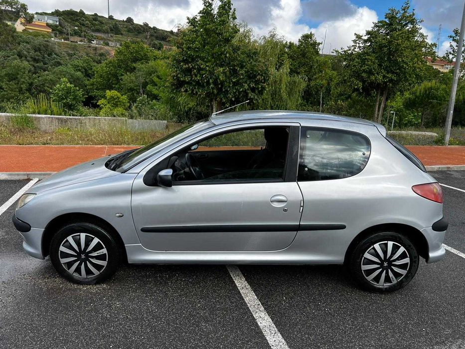 Peugeot 206 1.1 SPORT (180.000 KMS) - Impecável