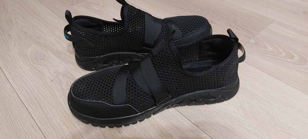 Buty robocze męskie oddychające z noskiem. Wkładka 28cm.