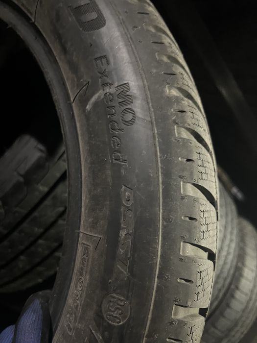 666 Зимние шины R18 215/55 Dunlop DSST