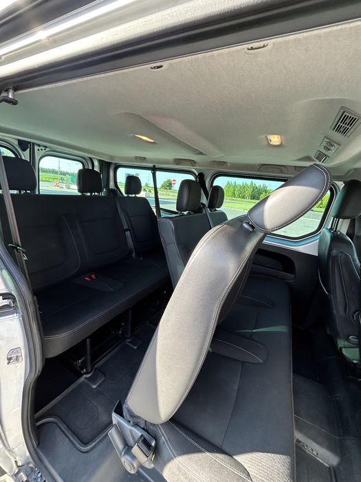 Wynajem bus 9 osobowy, wypożyczalnia 9 os. Bez limitu kilometrów 24/7