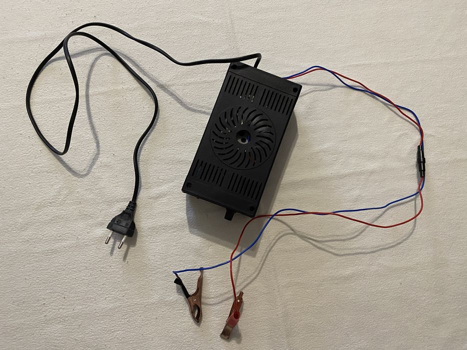 Зарядное устройство для Аккумуляторов Дніпро-6М Автомобильное