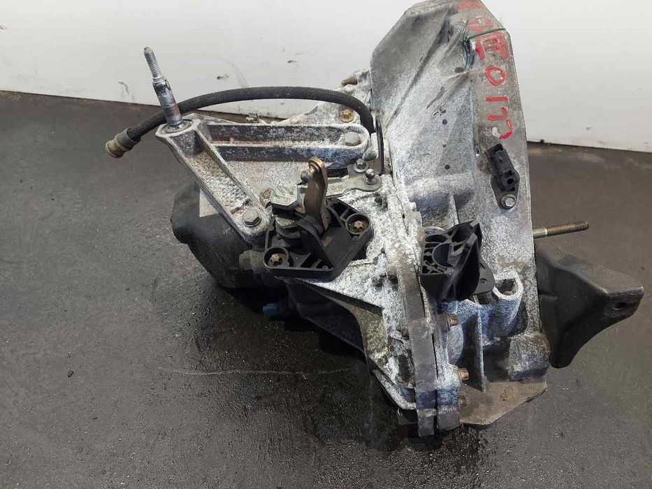 RENAULT CLIO III TRANSMISSION BOX REF. JR5124