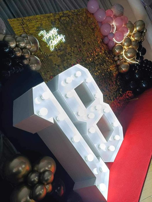 Cyfra 18 ledowa 120cm wys