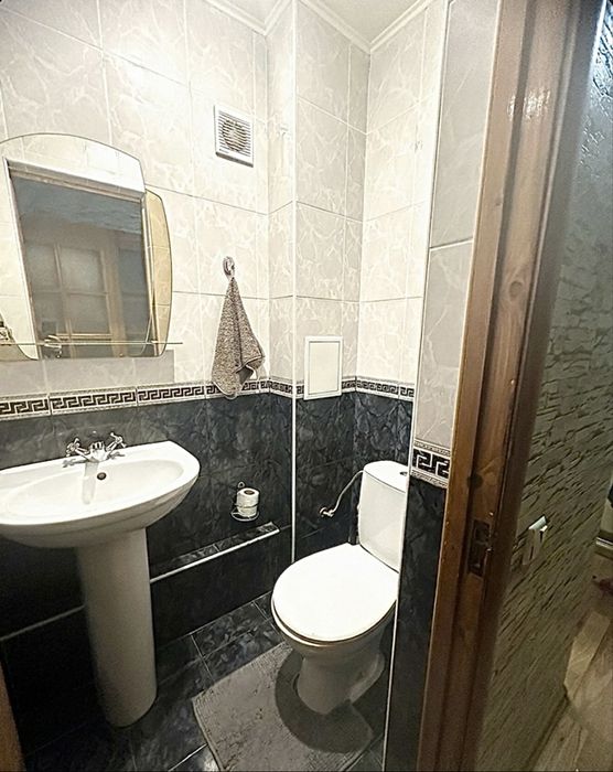 Продам большую 2-х ком 60м2 Тополь-3 (р-н Эпицентр/Мэтро/