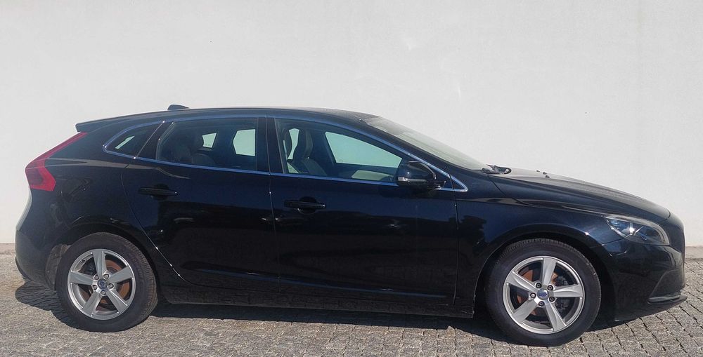 Volvo V40 1.6 D2 Momentum- 2014