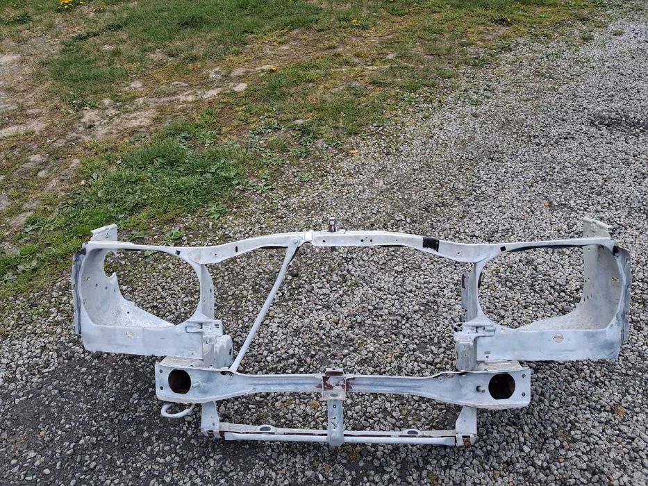 Wzmocnienie czołowe mercedes W123