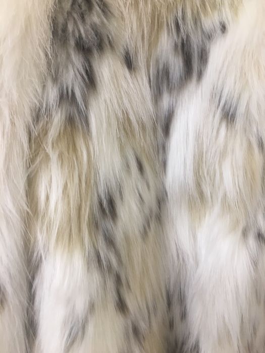 Ekskluzywne futerko ZARA – elegancki krótki fason L