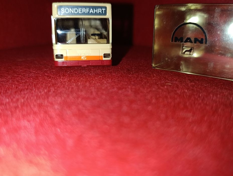 Miniatura Viking Autocarro MAN SL 202