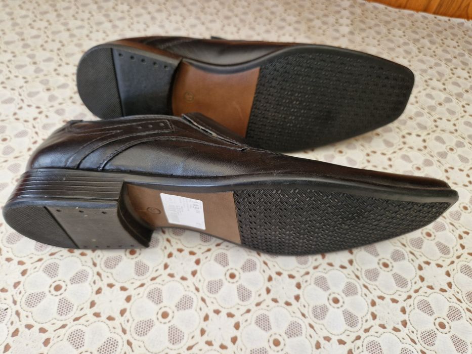 Buty Opttimo Collezione 41 wkładka 27 model 2024 skóra naturalna marko