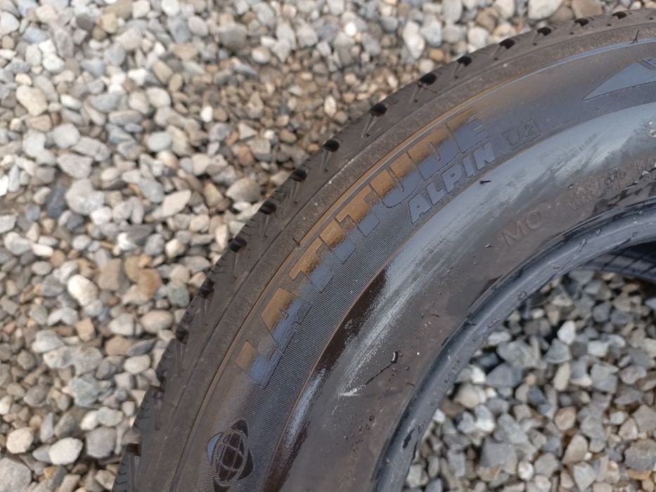 235.65.17 Michelin 4 шт