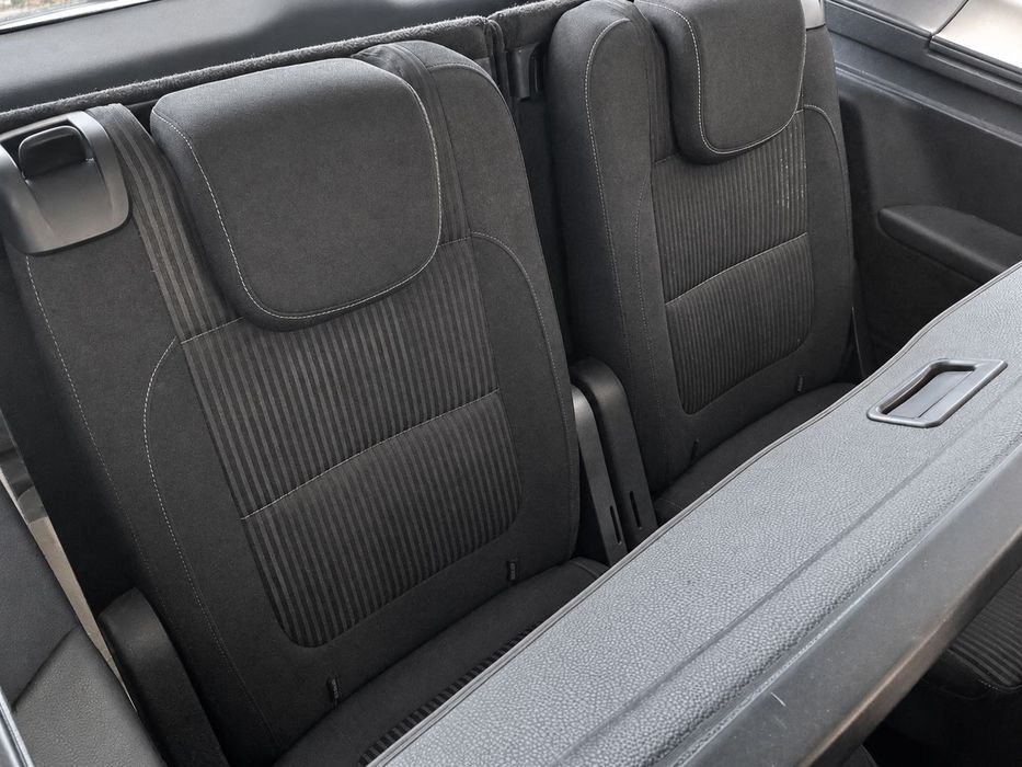 SEAT Alhambra 2.0 TDI DSG 170 cv | 7 lugares | Panorâmico
