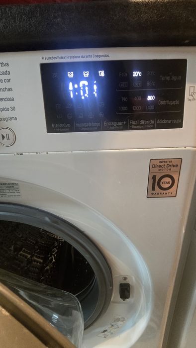 Máquina de lavar roupa LG de 7kg