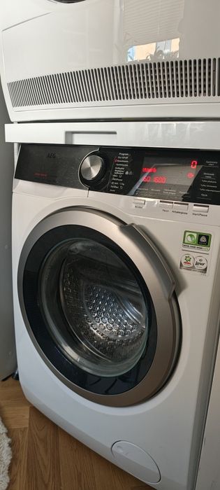 Pralka AEG 8000 ÖKOMix L8FNC68SP – 8 kg, 1600 obr., funkcja pary