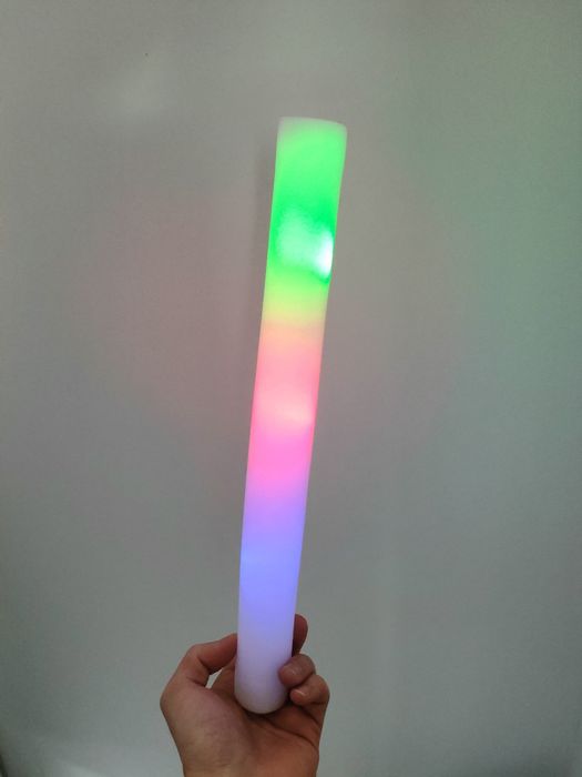 Pałki LED świecące RGB miecze LED z gąbki