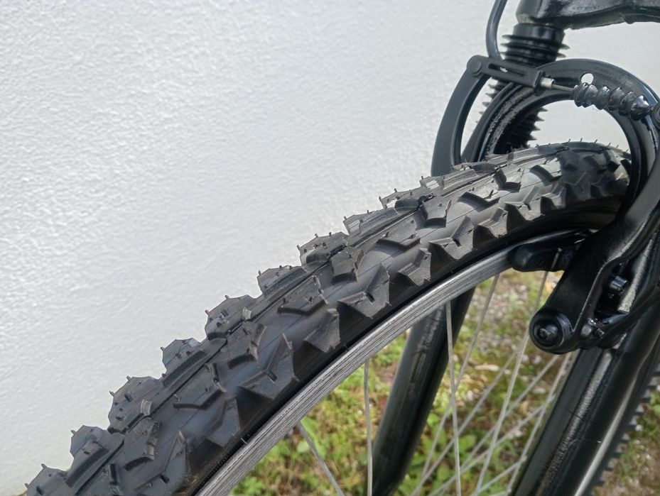 Bicicleta verde brilhante