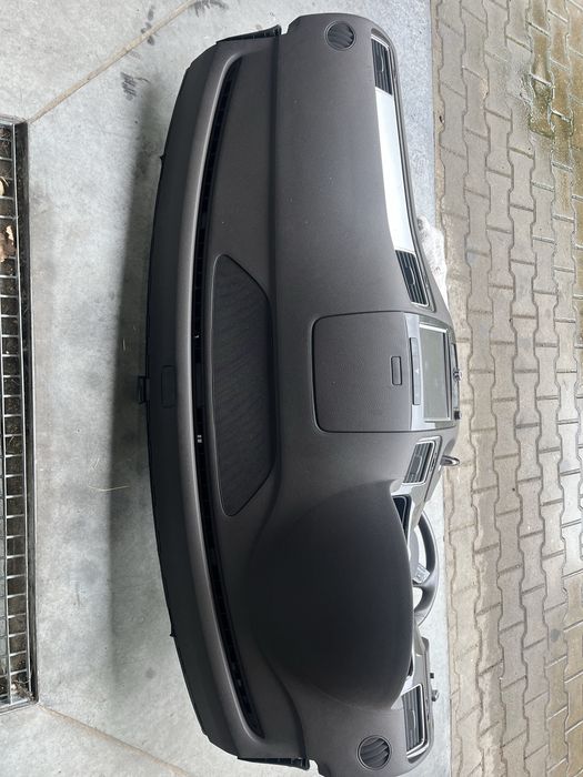 Konsola, airbag, pasy vw tuareg 7P brazowa