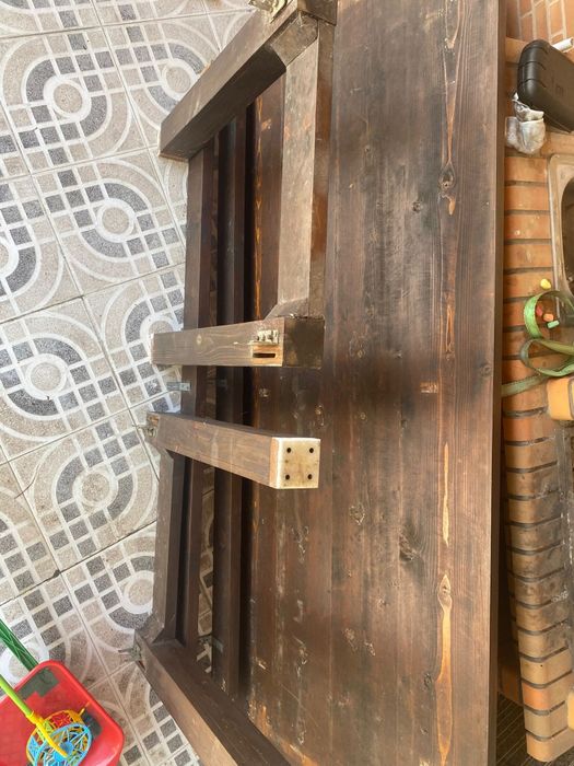 Mesa de Jardim em Madeira + 2 Bancos | 8 Pessoas+ 2 opcional  | 222 cm