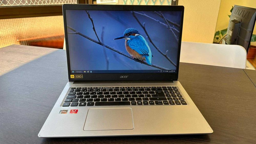 Portátil Acer Aspire A315-23 — Ryzen 7 3700U • 8GB Ram • 512GB SSD