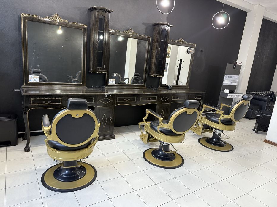 Bancada do Barbeiro para 3 posto de trabalho por 2900