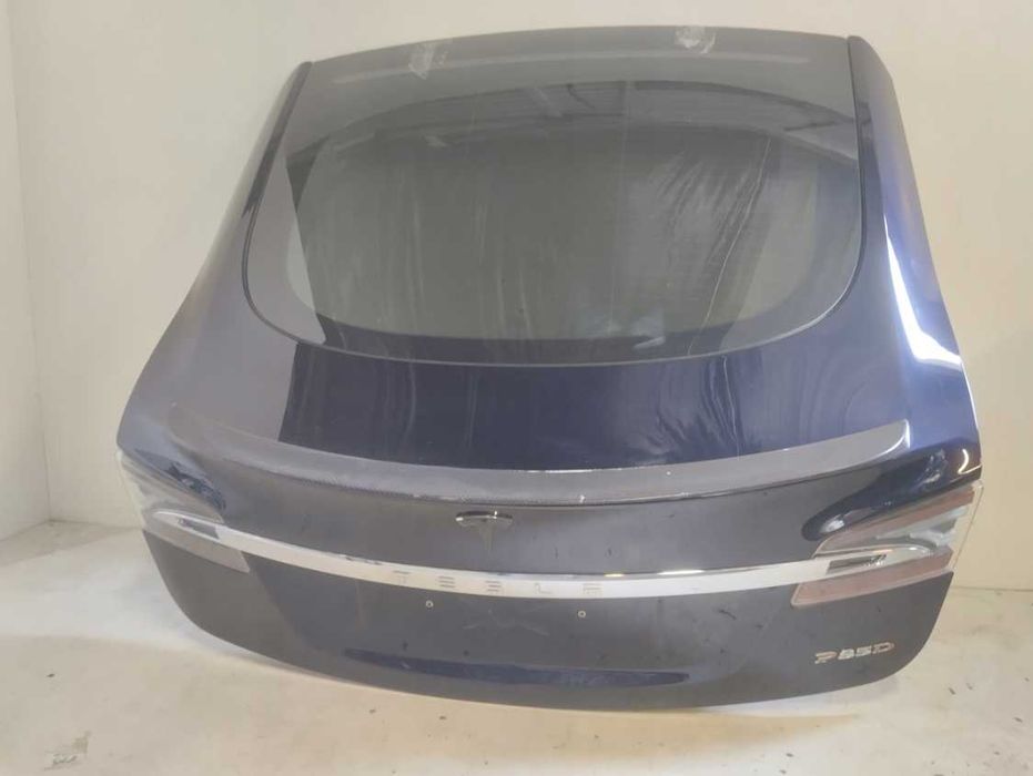 Кришка багажника Tesla Model S разборка