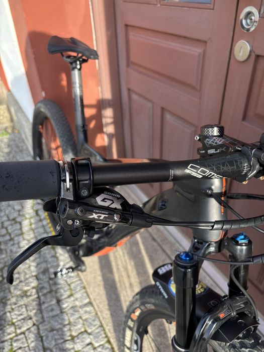 Bicicleta BTT 29” Orbea Oiz m50 Full Carbono