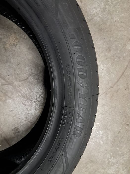 Nowe Opony Letnie Goodyear Efficient Grip Performance 2 215/50R17 95W