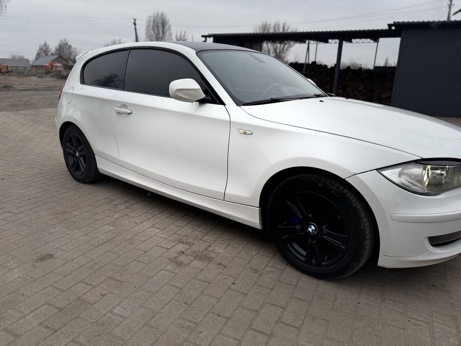 BMW 1 series e 81 «Копієчка» 2.0 дизель!