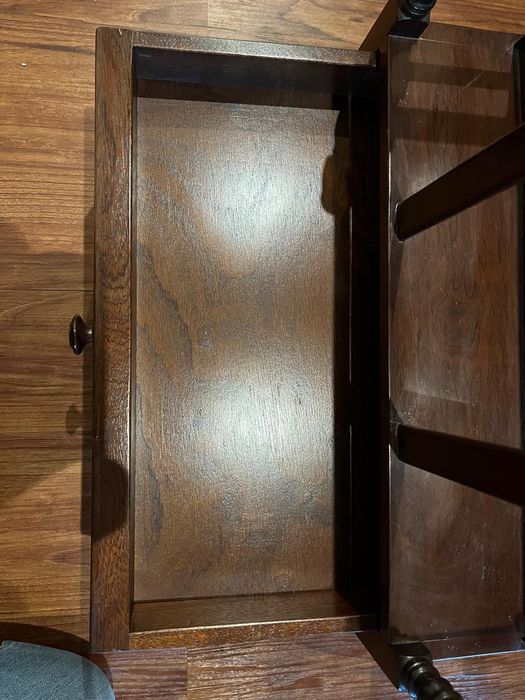 Peça antiga rigorosamente impecável