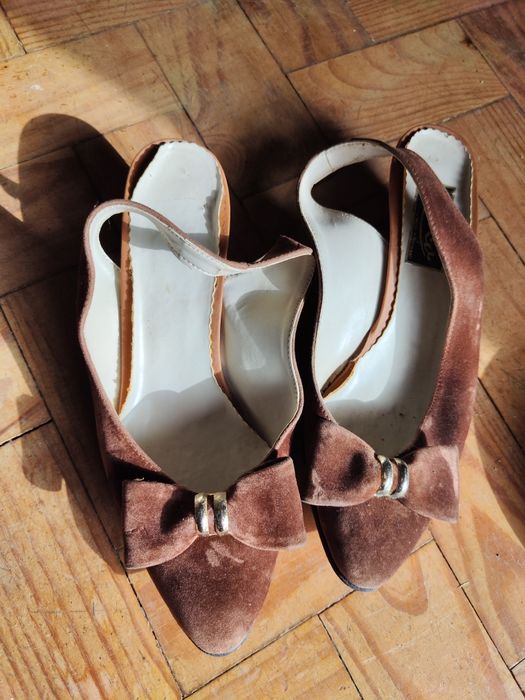 Sapatos de senhora pouco uso