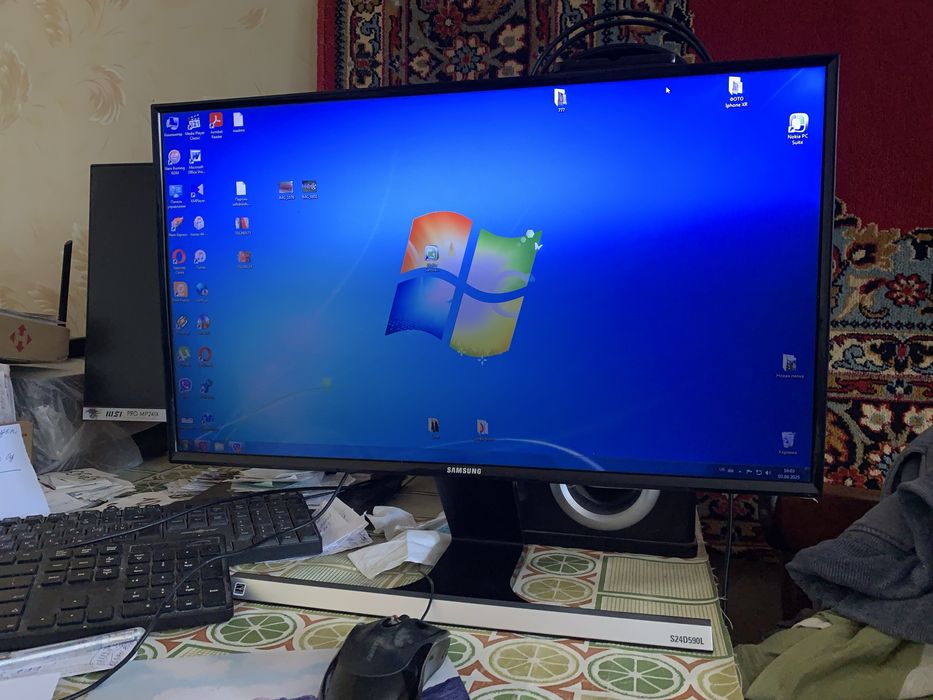 Продам монітор Samsung S24D590L Під відновлення!!!