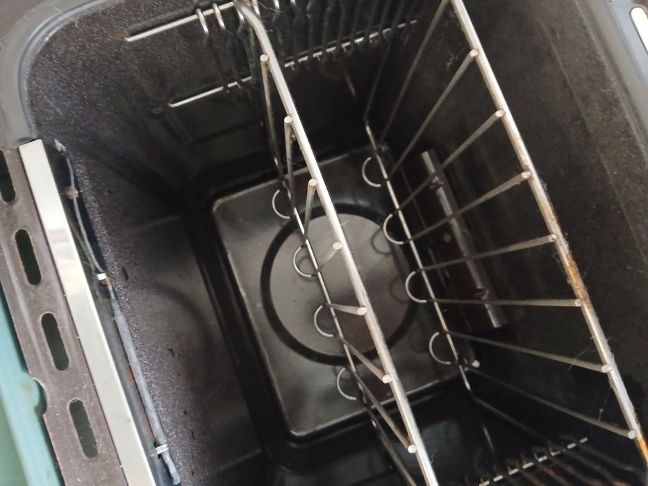 Forno e bico verde escuro