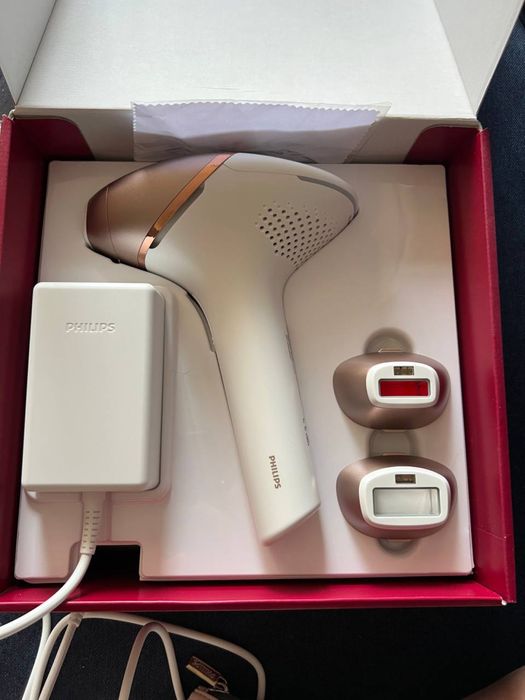 Фотоепілятор Philips Series 9900 BRI977/00