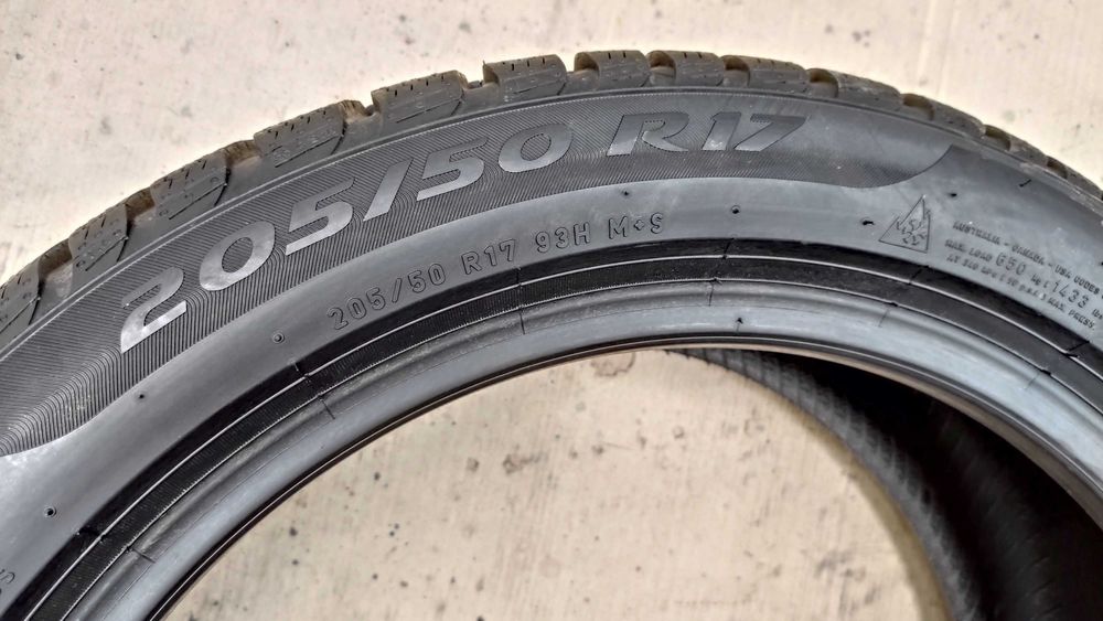 шини 205/50R17  Pirelli 99% 2025р. зима