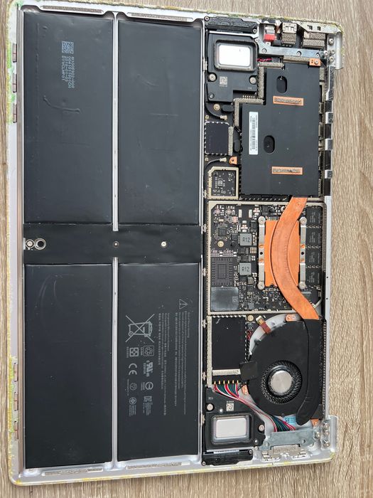 Кулер з системою охолодження surface laptop1