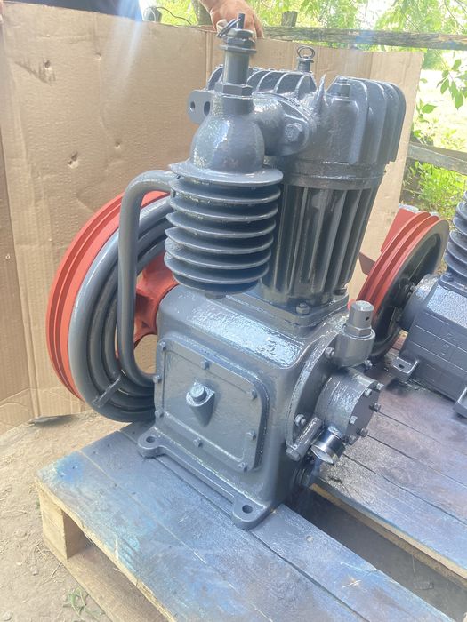 Коспрессор компрессор ГСВ 0.6/12