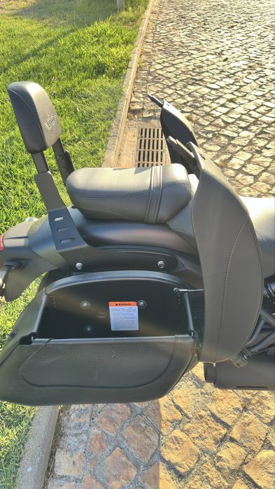 Kawasaki Vucan S 2024 (COMO NOVA)