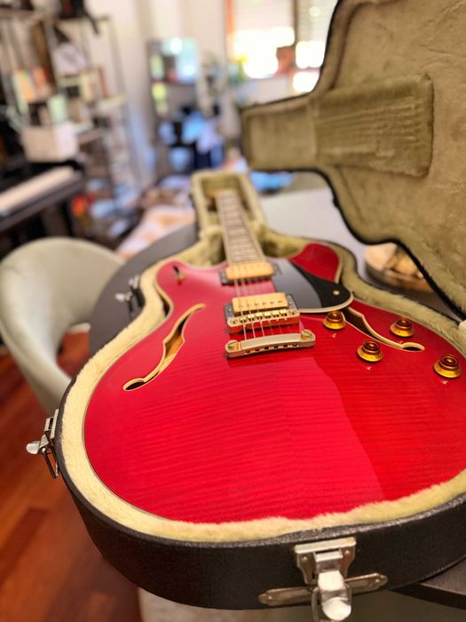 Washburn HB-35 Wine Red Semi-Hollow + Estojo Rígido Original