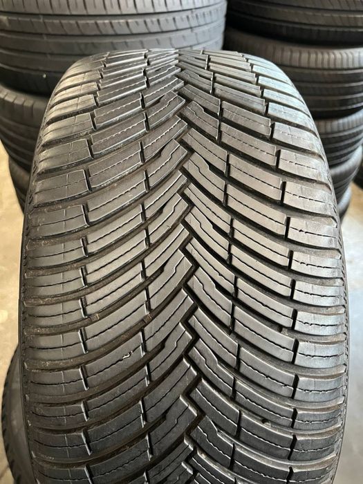 Шини Всесезонні 255х35хR19 Pirelli All Season SF3 / 4 Шт 95% Протектор