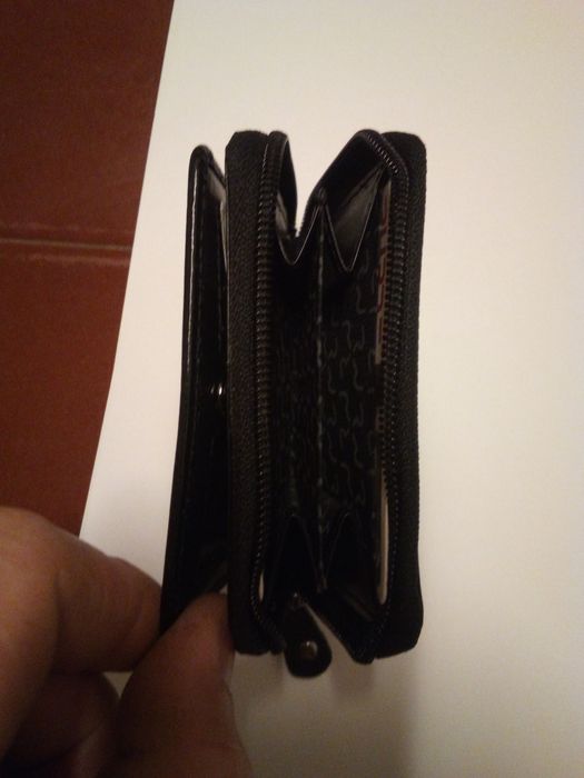 Carteiras novas (várias)