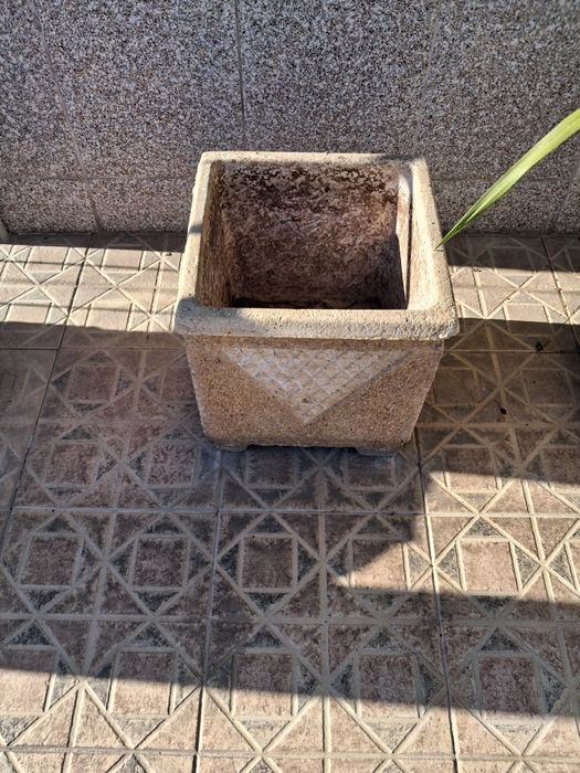 Vaso quadrado para plantas